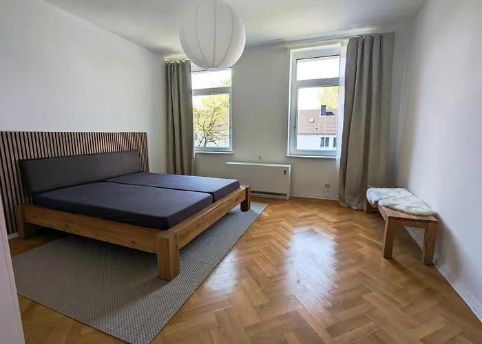 公寓 Zentral Gelegen, Sehr Geraeumig, 3 Zimmer, 3 Betten