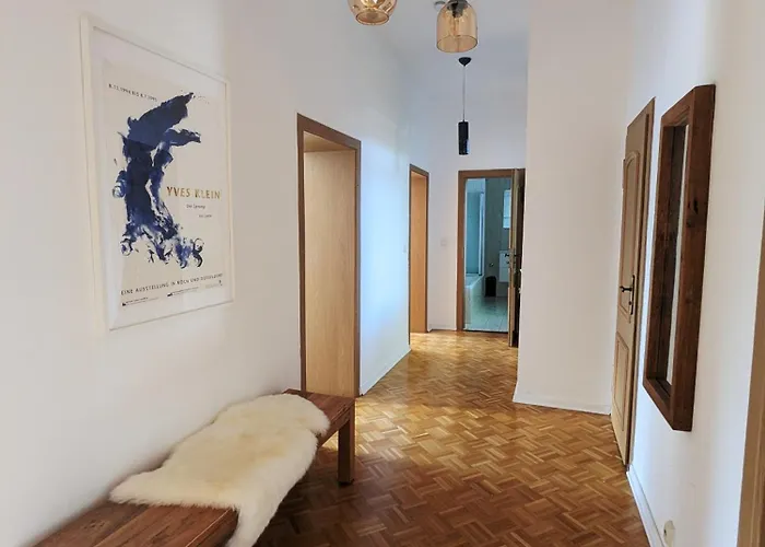 公寓 Zentral Gelegen, Sehr Geraeumig, 3 Zimmer, 3 Betten